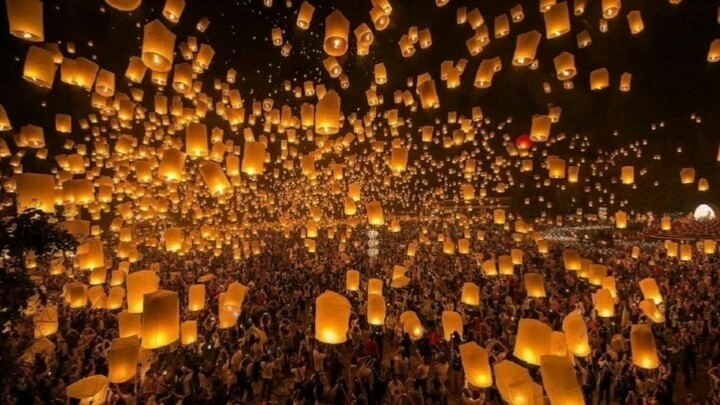 Ba ngàn ngọn đèn đang chiếu sáng cho bạn, và thành phố tràn ngập hoa cho bạn