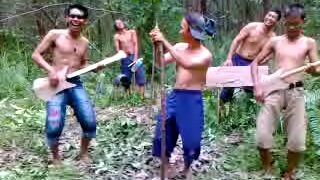 ngamen di akasia