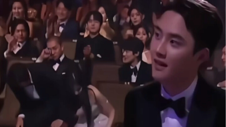 ［Đô Kính Tú］Khi giới này dần trở thành cuộc chơi của người quen