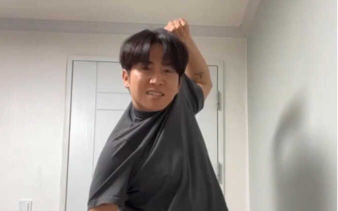 วาตะชอบติงใหม่ของหลิวซื่อหยุน...ตลกดี...