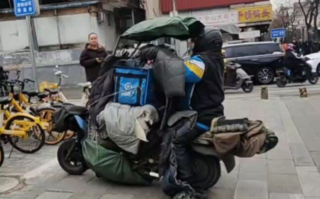 这是三年挣100万的大神吗，外卖麦克斯
