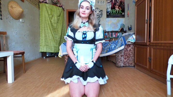 Russian maid wakes up the master