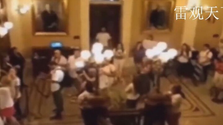 Riots have erupted in California, with Americans engaging in vandalism, looting, and even “zero-doll