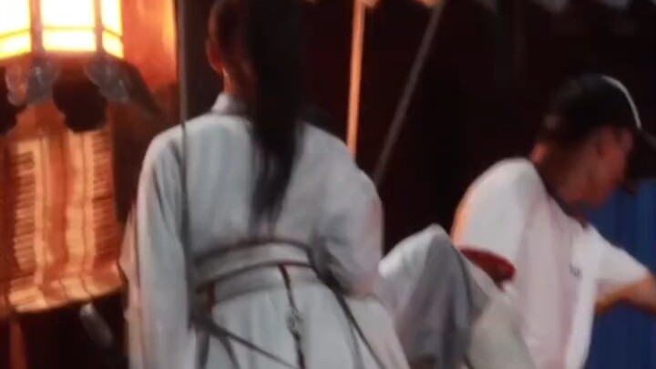 我们最终看到的也许只是一个两个镜头，背后付出的努力是看不到的。