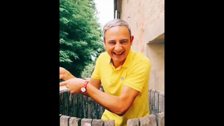 ที่นี่ในอิตาลีเวลา 1800 น และกี่โมงแล้ว