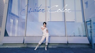 [قلتِ أن تسريحة الشعر المرفوعة التي تشبه السيد مون غطت أغنية "Water Color" لـ Wheein | أربعة إطلالات