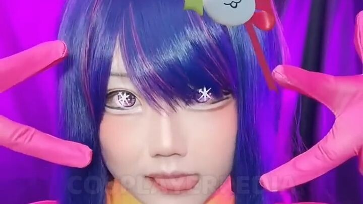 Cosplay Cantik Ini Ternyata Berbatang, Wah Lanang Cuyy..