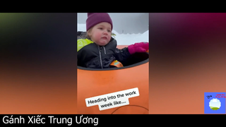 Xem biểu cảm đáng yêu của cô bé này nè #funny