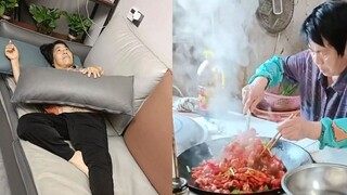 اصطحبت امرأة والدتها إلى المدينة لتنعم بحياة هانئة. كانت والدتها في حالة ذهول وذهول طوال اليوم. وبعد