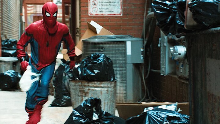 Cảnh biến hình kinh điển của Deadpool / Người Nhện / Hulk