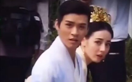 [Anle Biography] Latest Reuters, come and see these two curious babies