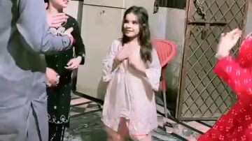 Family dance 👑🥀....#farahgfam #trendingreels #fyb #viralreel #1millonaudition |