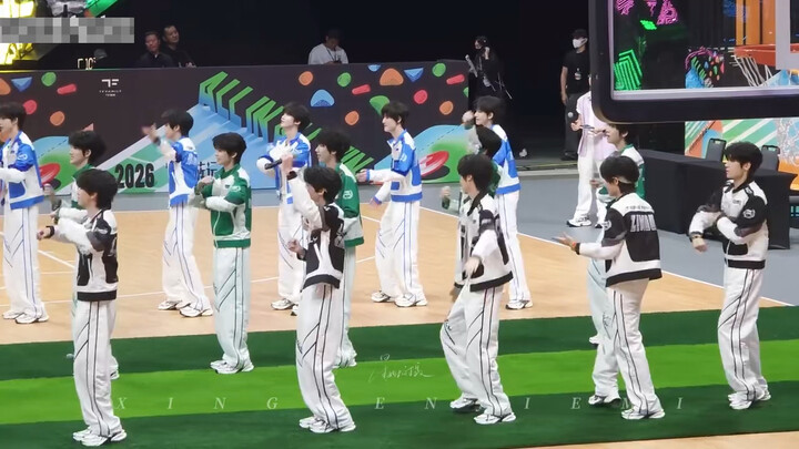 [TF Family Sports Day] TOP, TFing, and all members of TF’s fourth generation kick off the event with
