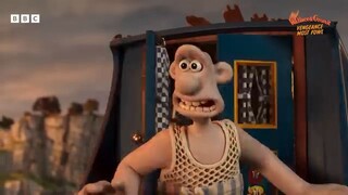 Wallace & Gromit- Vengeance Most Fowl official trailer - BBC_4