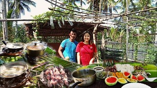 Di maubos-ubos na mga seafoods, prutas at gulay. cooking and eating sa backyard garden.