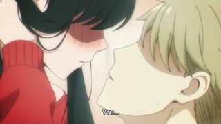 Yor was almost about to kiss Loid 😳