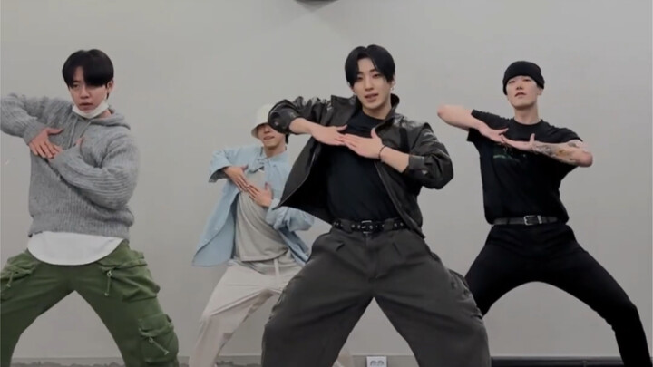231101 和B.A.P成员们的X.O.X舞蹈挑战｜文钟业 方容国 郑大贤 崔凖烘