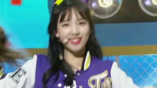 Một số thành viên đầu tiên được công bố khi các nhóm nữ ra mắt