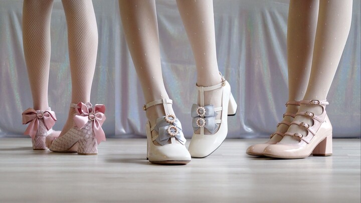 Shoe Cabinets in the Dance Section [Light-Color Edition]