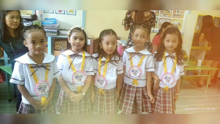 Sam and his friend 😎😎👩‍🎓👩‍🎓