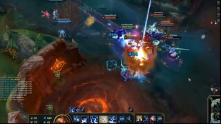 Đừng có chạy như thế chứ bạn #Lienminh #game