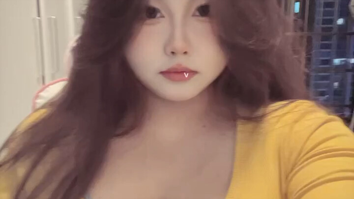 日常直播在@奈奈酱的大F