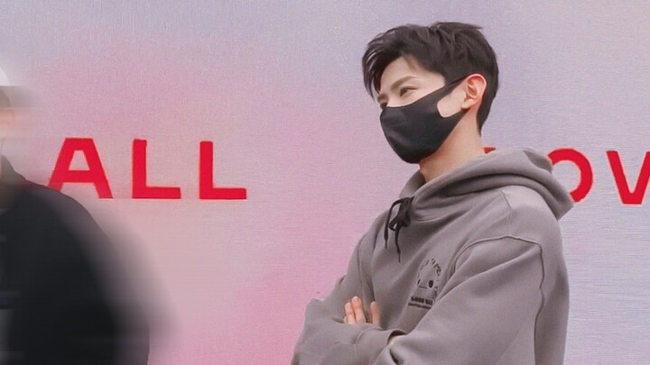 Bai Jingting, Ganteng dengan Aura yang Memikat