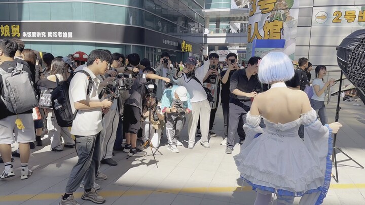 【蕾姆cos】在cp31被100个人集邮挑战！