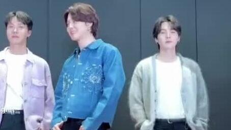 เทรนด์ TikTok ของ BTS : ชอบผู้หญิงสวยๆ (8.4.2022)