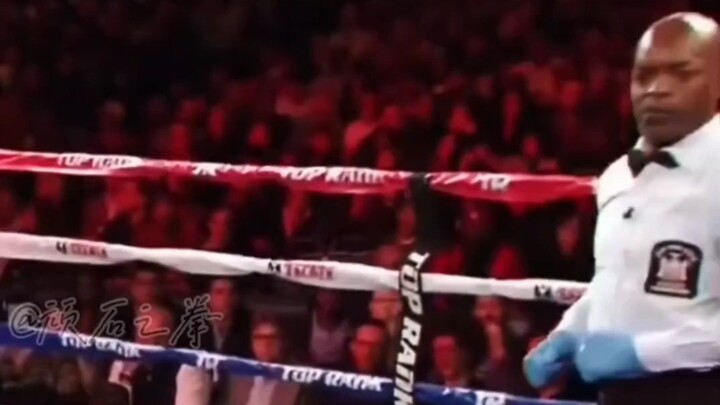 Who could possibly say no to a referee with super-wide-angle vision?