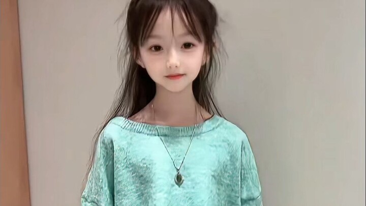 8-Year-Old Super Beautiful Little Lolita ~ [It's Meimei!]