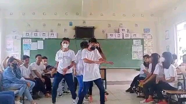 Sasayaw ka din ba para sa grades?🤣🏴‍☠️