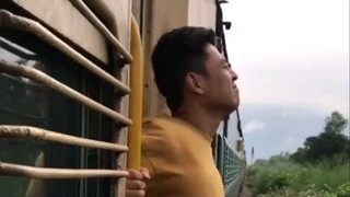 รถไฟในอินเดียน่าตื่นเต้นมาก ฉันรู้สึกเป็นอิสระในขณะนั้น