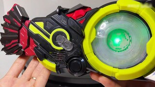 Ulasan Kamen Rider 01 Hell Grasshopper, teman kuncinya meminta saya untuk berbicara dialek Sichuan, 
