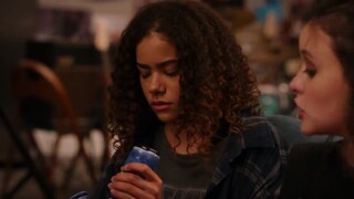 Ginny & Georgia- S1 episode 2