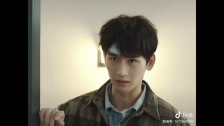 Trò Chơi Trí Mệnh | Kính Vạn Hoa Chết Chóc