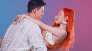 【ثنائي حليب الشوكولاتة】أنا فقط أشاهد رقصة التتابع، فلماذا هي حلوة جدًا هكذا؟