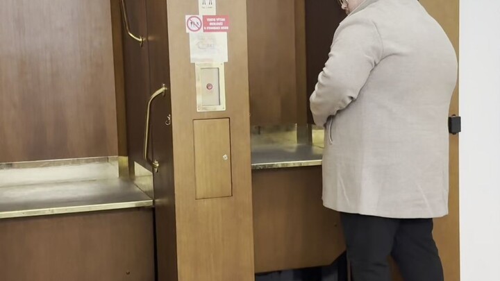 Do you dare to take an elevator like this?