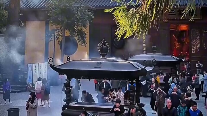 حتى رأيت الرهبان في جبل ووتاي يرمون أرز الرجل العجوز خارج الباب، اكتشفت كم كانت رواية "رحلة إلى الغر