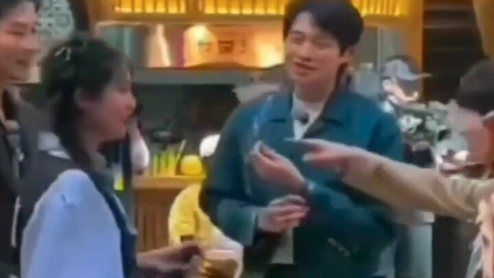 Dabai Cai cp wdx how are you fat four, please reflect on it, sour Cai: hit you with a big stick