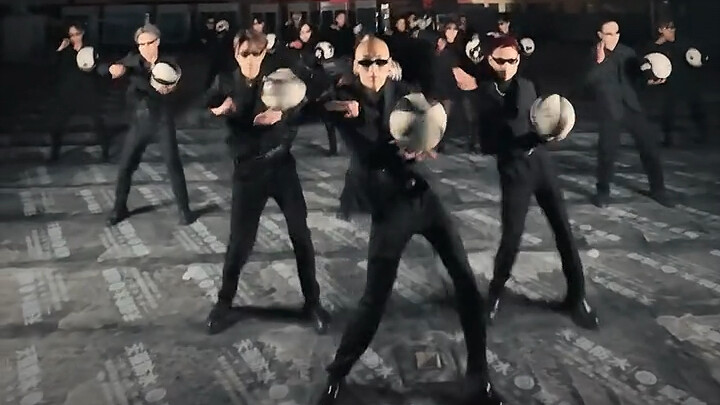 Does F3 Blue Group have such a cool boss?