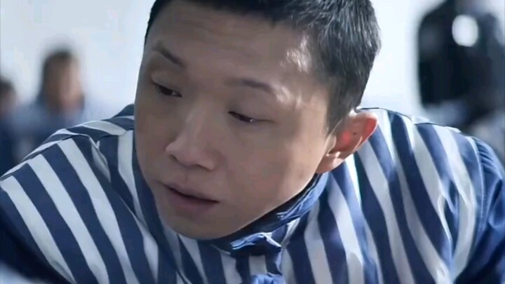 Có câu nói, kẻ ngu sợ kẻ hung hăng, kẻ hung hăng sợ kẻ liều lĩnh.