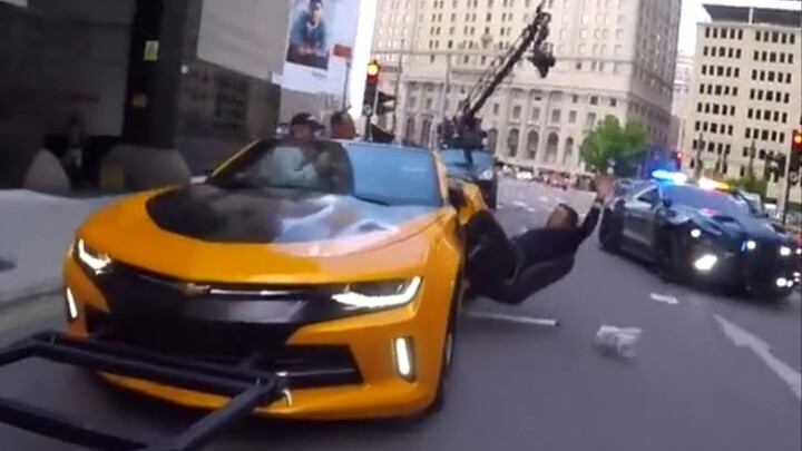 Movie set: This is from the set of that film—what an exciting and thrilling scene!