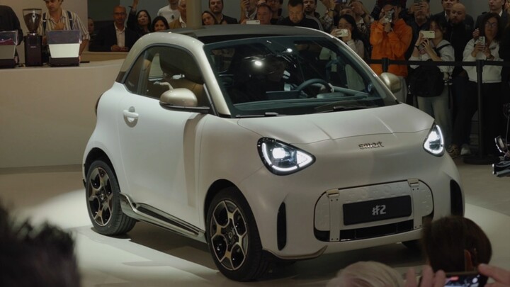 Mobil Tiongkok yang paling banyak ditonton di Paris!