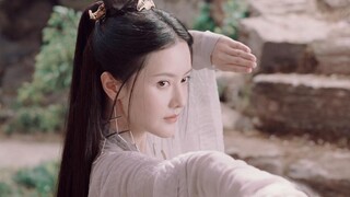 Làm thế nào mà cô từ một mỹ nữ thanh lãnh lại biến thành một cô nàng ngốc nghếch, trắng trẻo và ngây