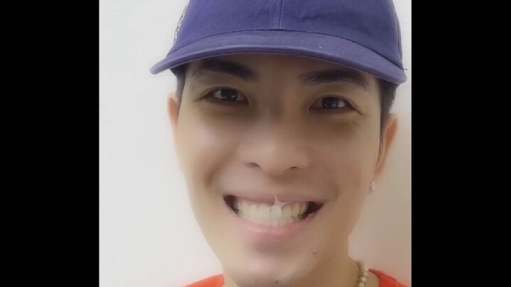 Tiêu Kính Đằng | Răng cửa của tôi bị mẻ rồi 😎 Hát thế này có bị lọt gió không vậy 😅