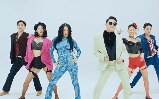 PSY ("Mr. Trot") x Hwasa collaborate on the retro dance track "NOW"—dance version MV released