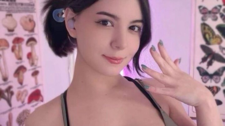 CEWEK CANTIK JOGET BESAR BANGET