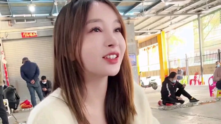 Apakah ini model yang kamu suka? Ada keinginan lain lagi nggak? Buruan kasih tahu aku!