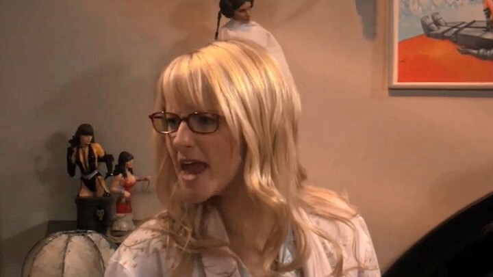 [TBBT] After living with her mother, Bonnie's voice gradually lost control